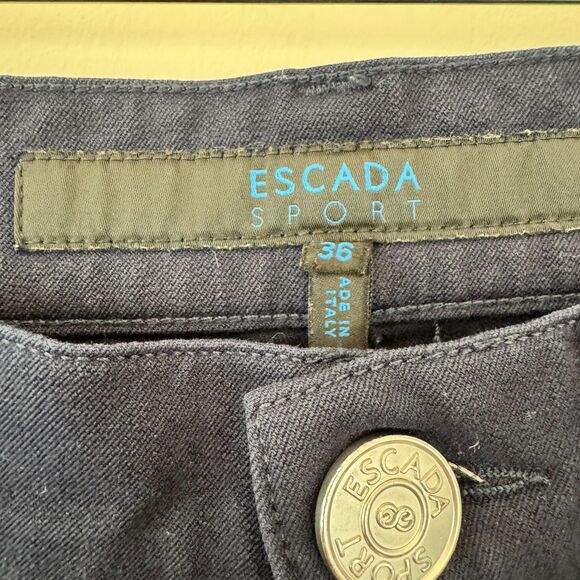 Escada 'Marie' Navy Blue Capri Pants Size 6 - Picture 8 of 8